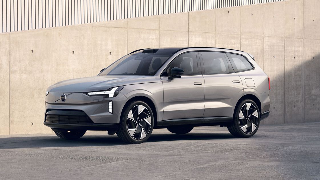2024 Volvo EX90 SUV Is an Emphatic Entry into the Electric Era